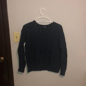 patterned blue sweater!